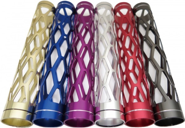 ダイヤモンドカット穴開きアルミパイプ/IA100-QP